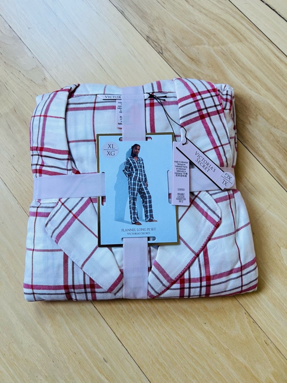New!Victoria's Secret Red & White Plaid Flannel Long PJ Set